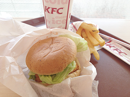 ケンタッキー　チキンフィレサンドセット　アップ