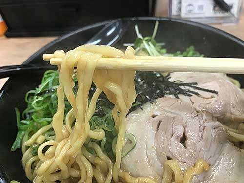 油そばの麺