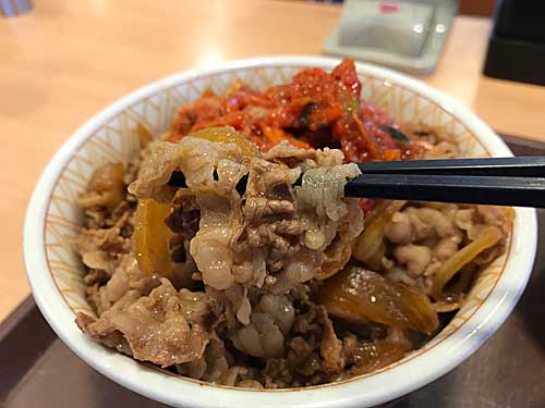 ねぎキムチ牛丼の牛肉