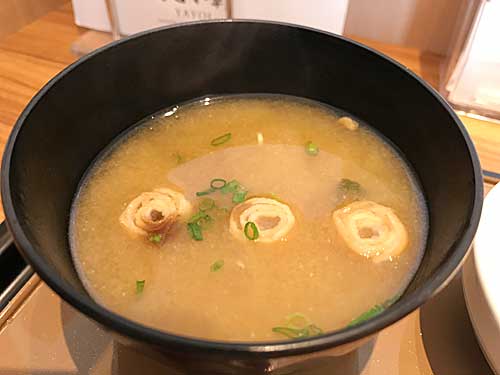 やよい軒　味噌汁