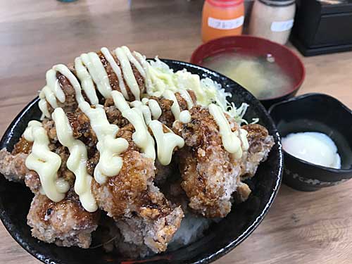 伝説のすた丼屋　てりたま鬼盛りすたみな唐揚げ丼