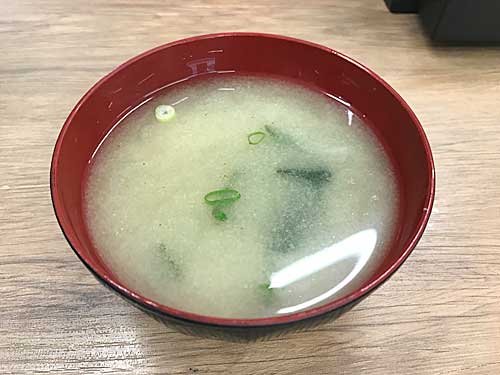 伝説のすた丼屋　みそ汁