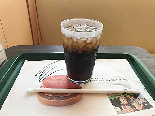 モスバーガー　コーラ