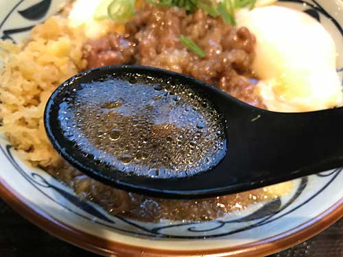 牛とろ玉うどんのおつゆ
