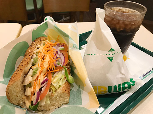 サブウェイ　アボカドチキン