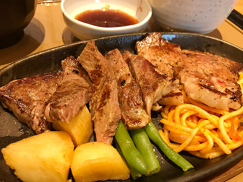 ビーフステーキ