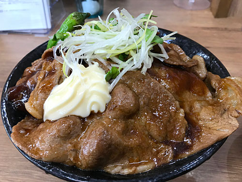 伝説のすた丼屋　ダイナミックすたみなトンテキ丼