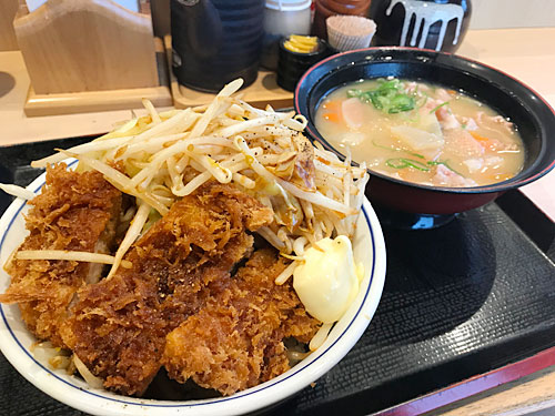 かつや　スタミナ炒めとチキンカツ丼