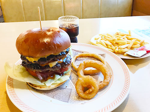 Joyfull　ジョイフルWチーズバーガー