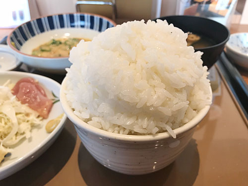 やよい軒のごはんお替り
