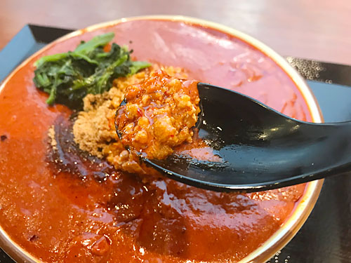 うま辛MAX担々うどんの肉味噌