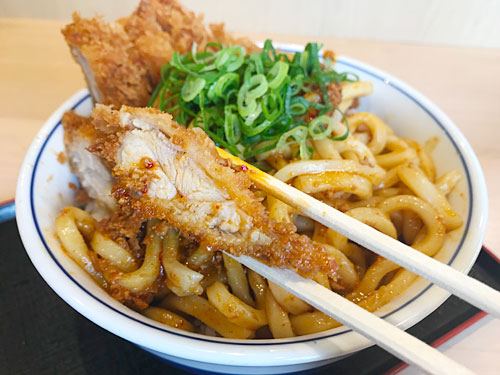カレーうどんカツ丼のチキンカツ
