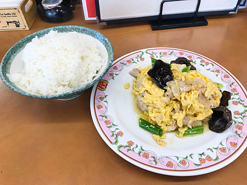 ライスと肉と玉子のいりつけ