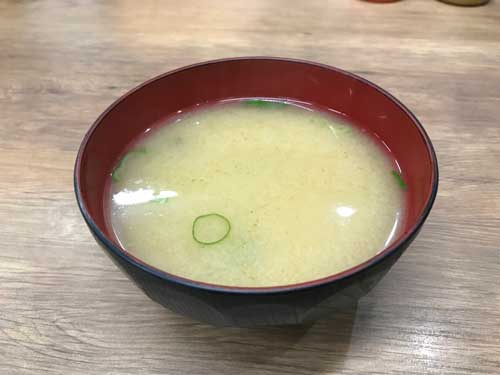 伝説のすた丼屋　みそ汁