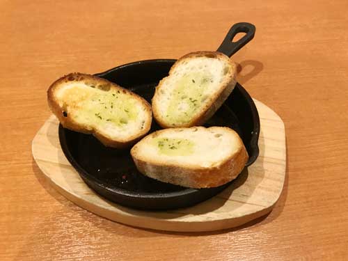 ココスのガーリックトースト