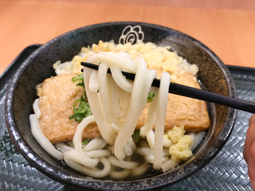 きつねうどんの麺