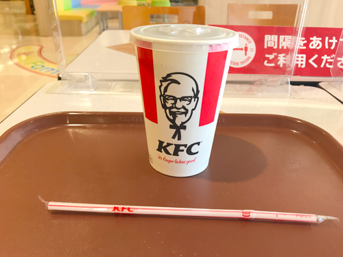ケンタッキーフライドチキン　コーラ