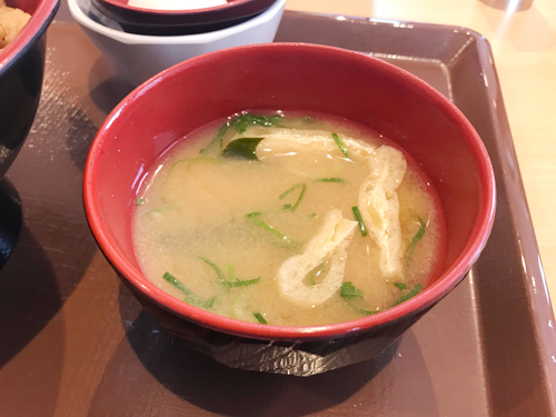 すき家　みそ汁