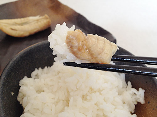 ふぐの醤油干し　ごはんと一緒に