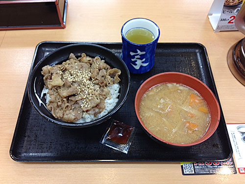 吉野家　牛カルビ丼＋とん汁