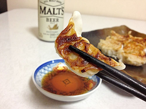 モルツと餃子