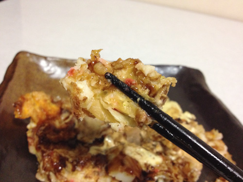 お好み焼きをひと口