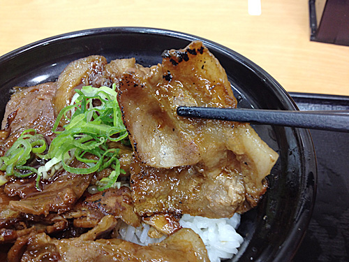 ロース豚丼のお肉