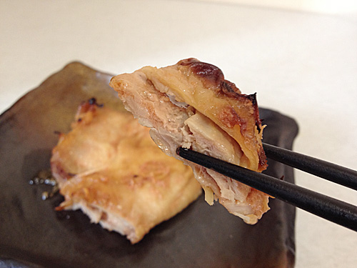 チキンの生姜焼きをひと口