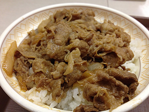 すき家　牛丼　化粧前