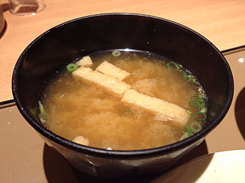 やよい軒　味噌汁