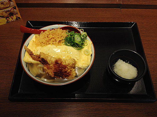 丸亀製麺　だし玉肉うどん＋かしわ天