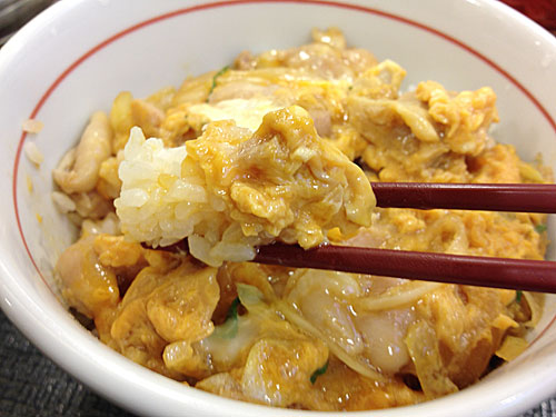 親子丼のごはんと具を一緒に