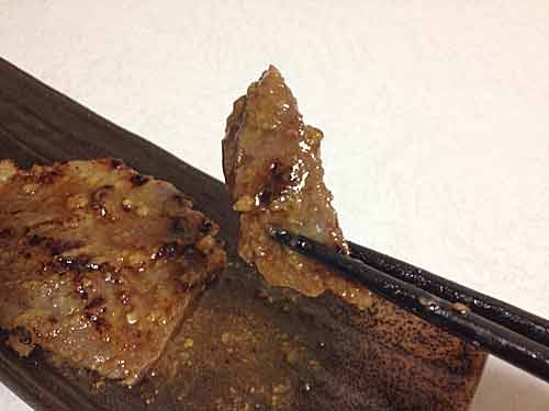 和牛の味噌漬けをひと切れ