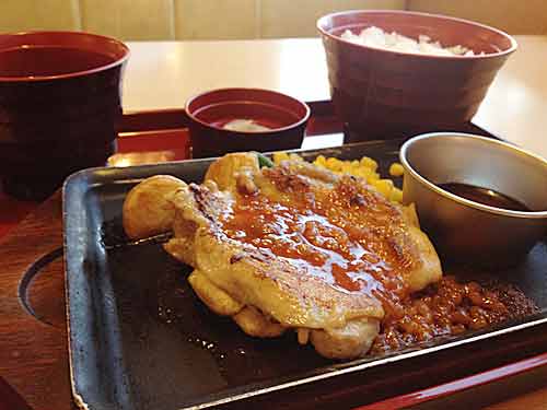 Joyfull　辛味噌炙り焼きチキンステーキ　アップ