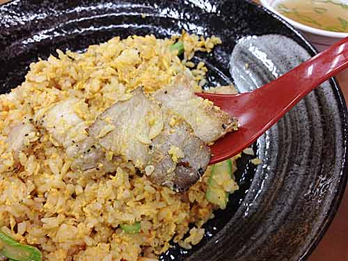 極王炒飯の具材