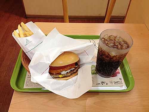 モスバーガー＋オニポテセット