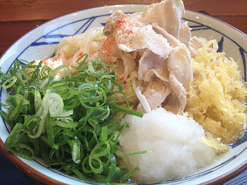 丸亀製麺　豚マリネぶっかけうど　アップ