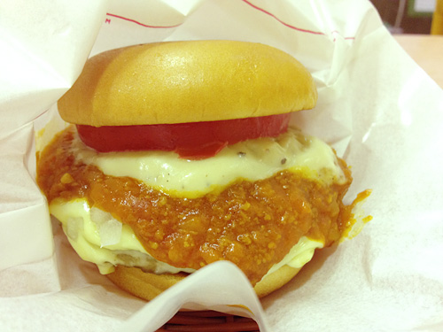 リッチモスチーズバーガー ゴルゴンゾーラチーズソース
