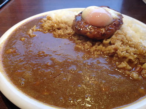 CoCo壱番屋　半熟タマゴ鶏つくねカレー　アップ