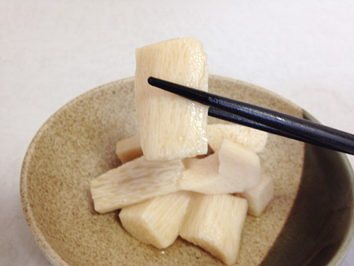 山芋の漬物をひと口