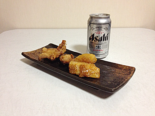 鶏の唐揚げとスーパードライ