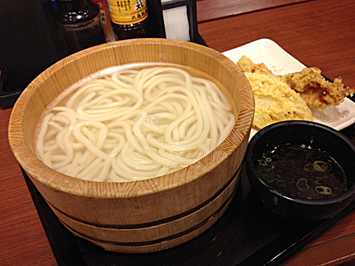 丸亀製麺　窯あげうどん　アップ