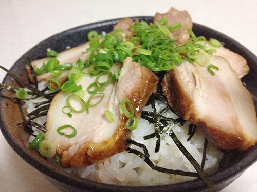 角煮丼登場