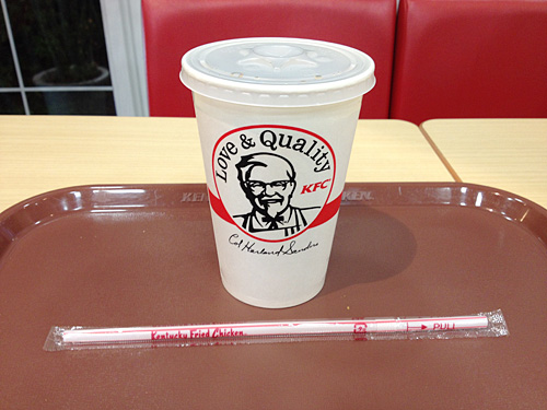 ケンタッキーフライドチキン　コーラ