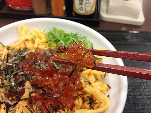 いくら丼のイクラ