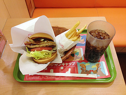 モスバーガー　とびきりハンバーグサンド 傑作ベーコン