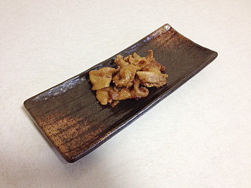 鶏皮モツ煮