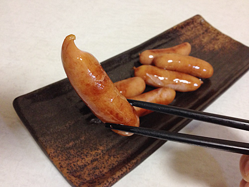 信州ハム　熟成あらびきウインナーをひと口