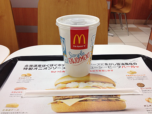 マクドナルド　コーラ