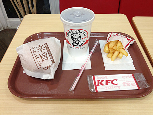 ケンタッキーフライドチキン　辛旨チキンサンド